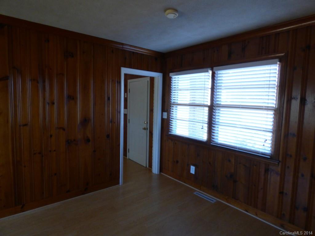 5321 Manning Road Charlotte, NC 28269 - Photo 13 of 19 Gallery Image 13
