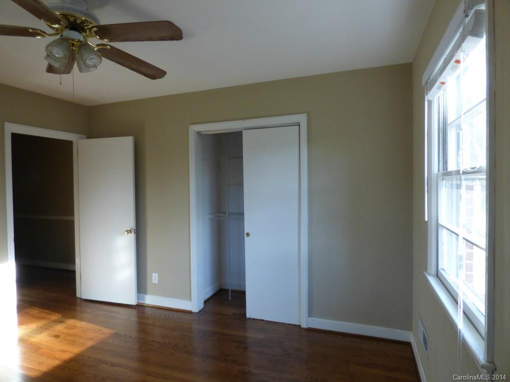 5321 Manning Road Charlotte, NC 28269 - Photo 18 of 19 Gallery Image 18