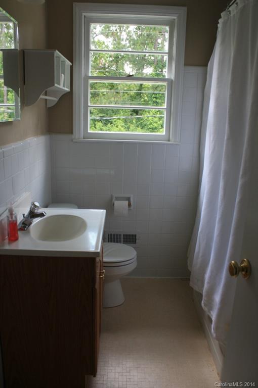 5321 Manning Road Charlotte, NC 28269 - Photo 19 of 19 Gallery Image 19