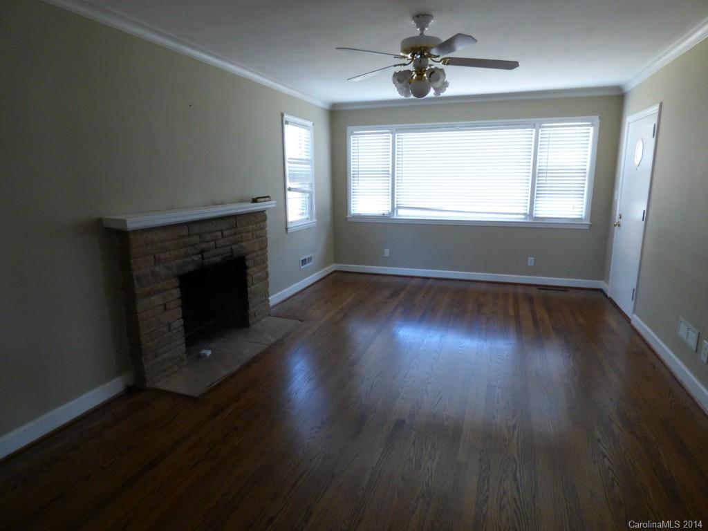 5321 Manning Road Charlotte, NC 28269 - Photo 4 of 19 Gallery Image 4