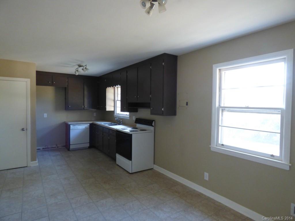 5321 Manning Road Charlotte, NC 28269 - Photo 7 of 19 Gallery Image 7