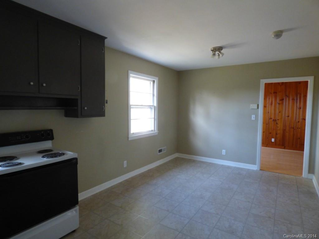 5321 Manning Road Charlotte, NC 28269 - Photo 9 of 19 Gallery Image 9