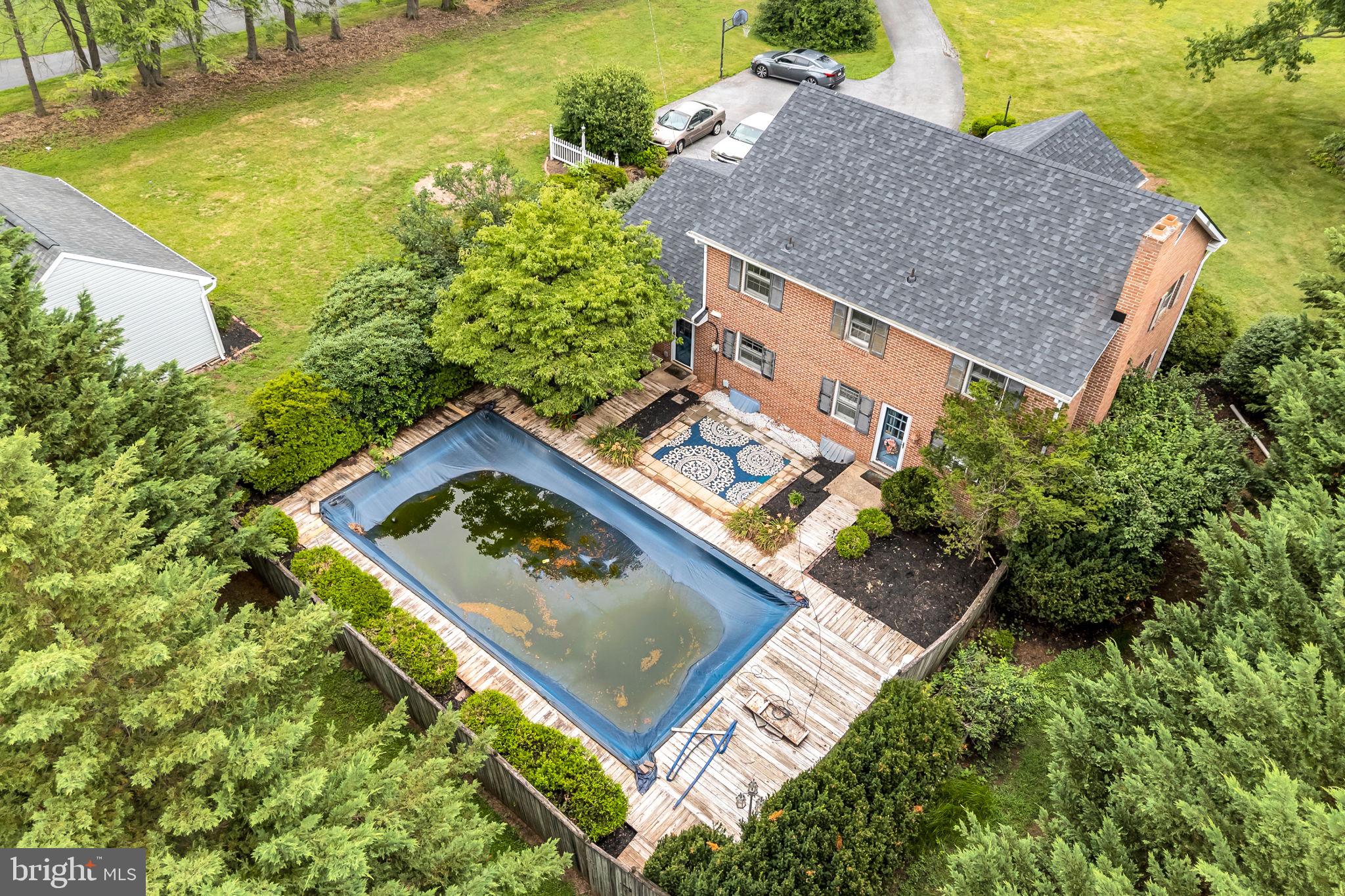 811 Greenbriar Road York, PA 17404 - Photo 11 of 57 Gallery Image 11