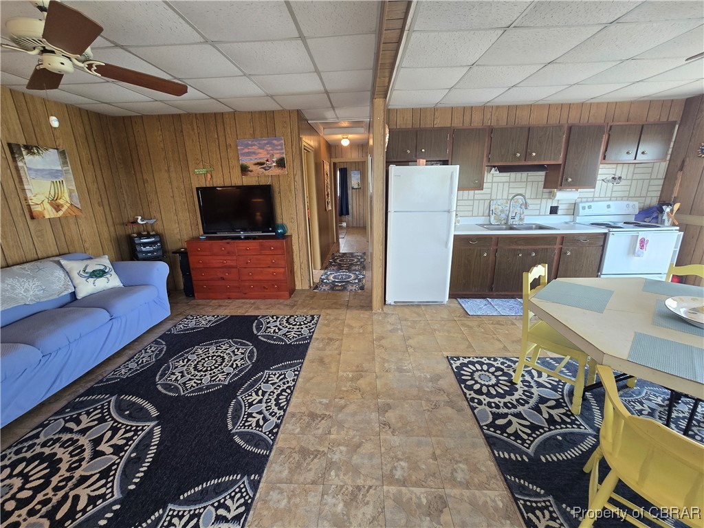 320 Chesapeake Shore Road Port Haywood, VA 23138 - Photo 11 of 46