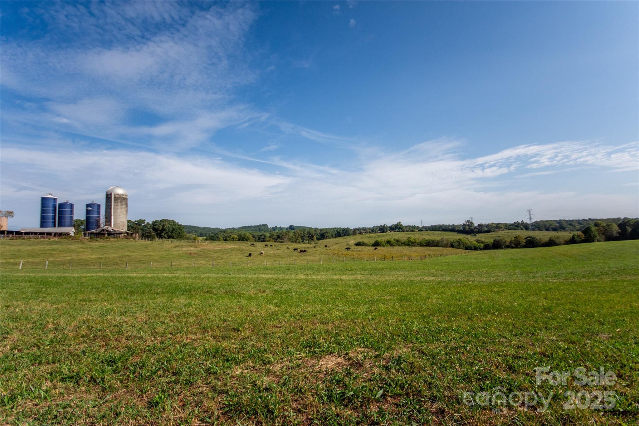 334 Myers Mill Road Statesville, NC 28625 - Photo 28 of 35 a view of a city and an ocean