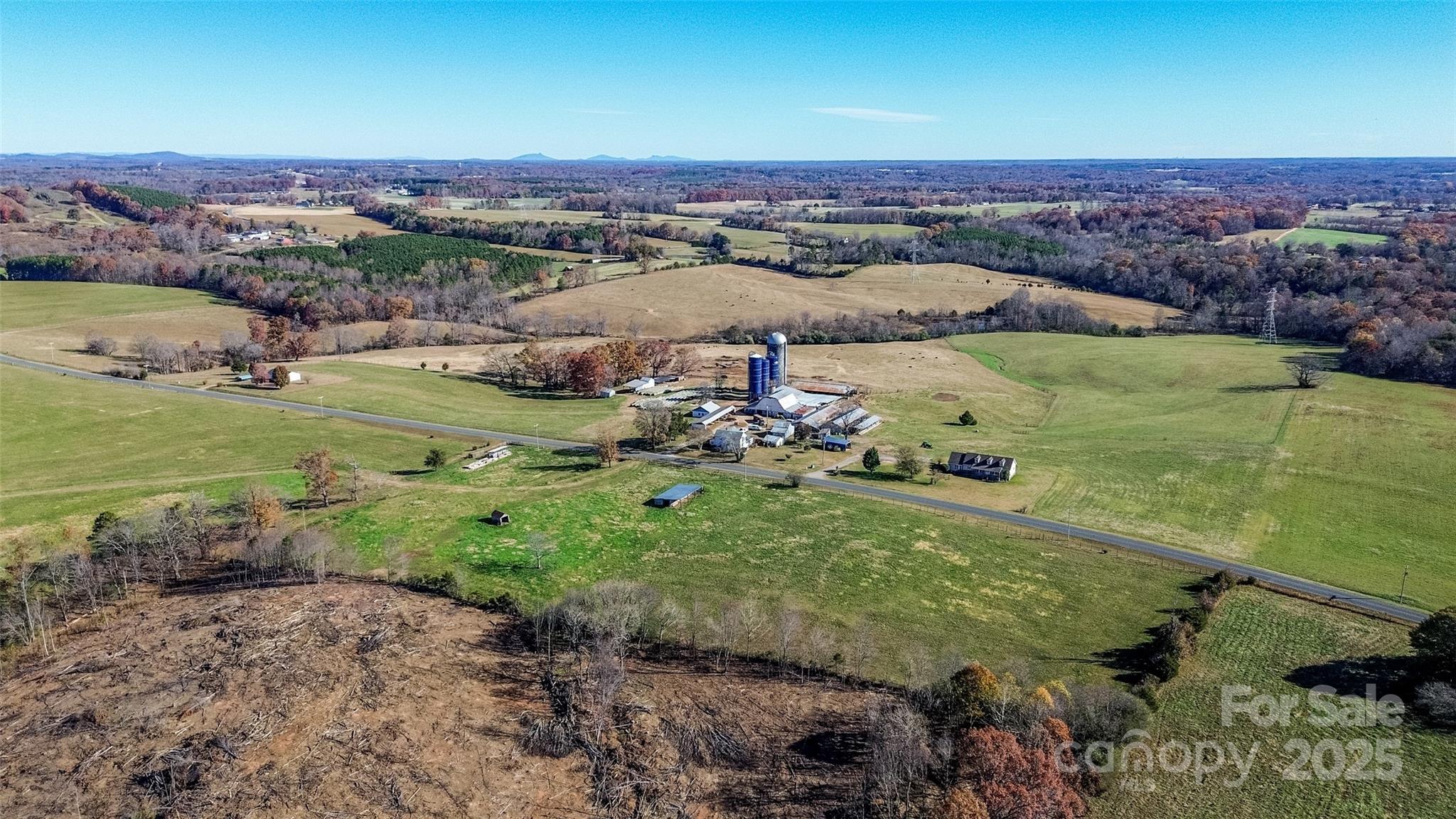334 Myers Mill Road Statesville, NC 28625 - Photo 32 of 35 a view of a city with ocean view