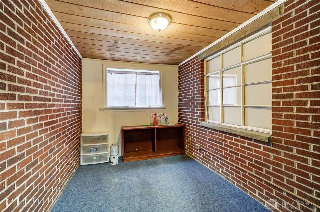 916 Devonshire Road Dayton, OH 45419 - Photo 28 of 35 Gallery Image 28