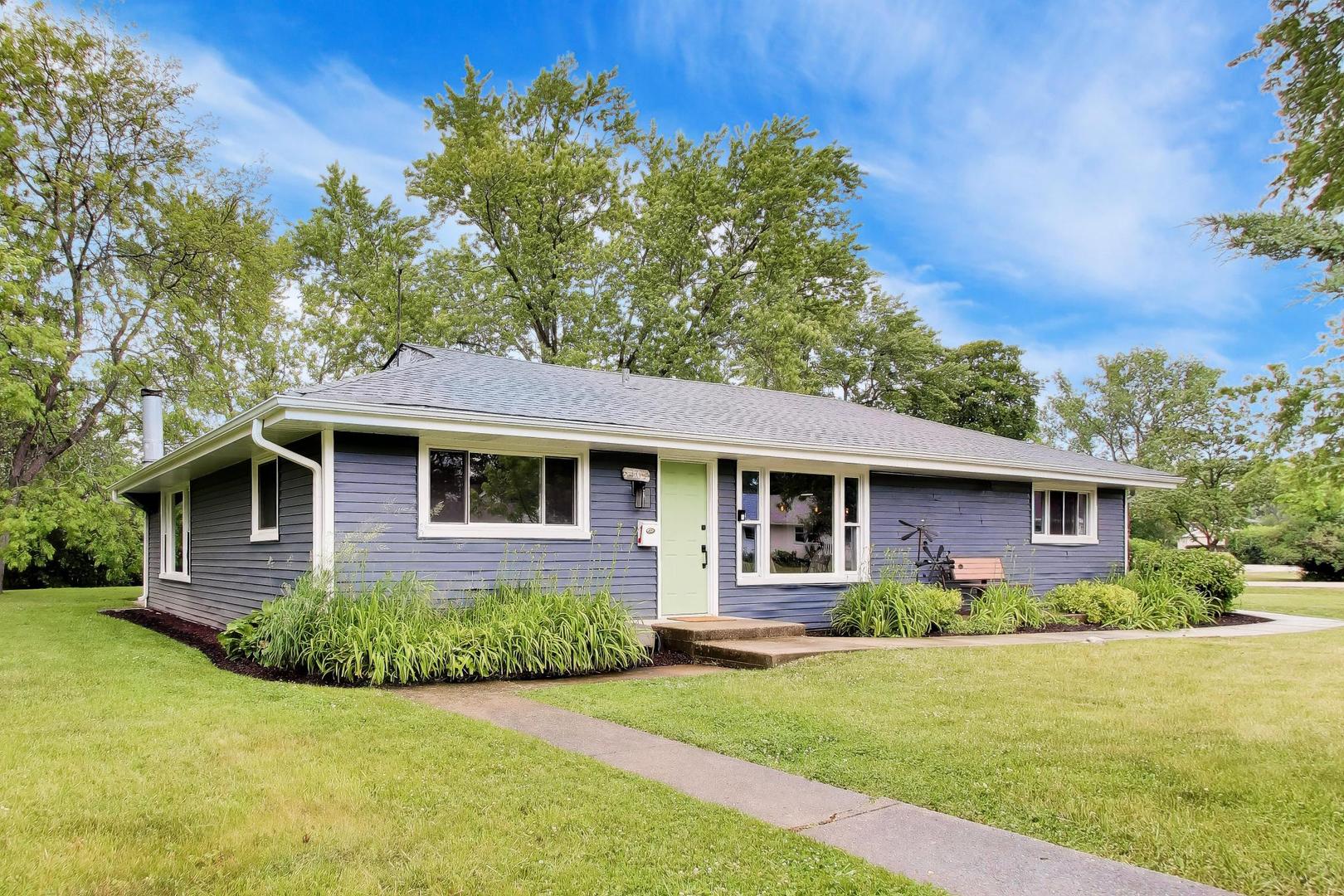 10 Rugby Road Lake Zurich, IL 60047 - Photo 2 of 39