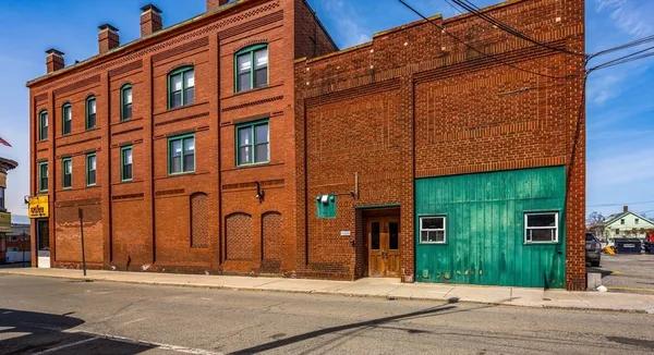 $775,000 | 6 Cushing Street, Unit 1, Waltham, MA 02453
