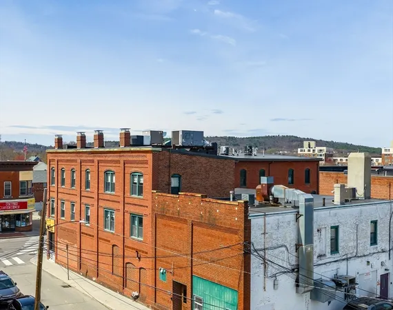 $775,000 | 6 Cushing Street, Unit 1, Waltham, MA 02453