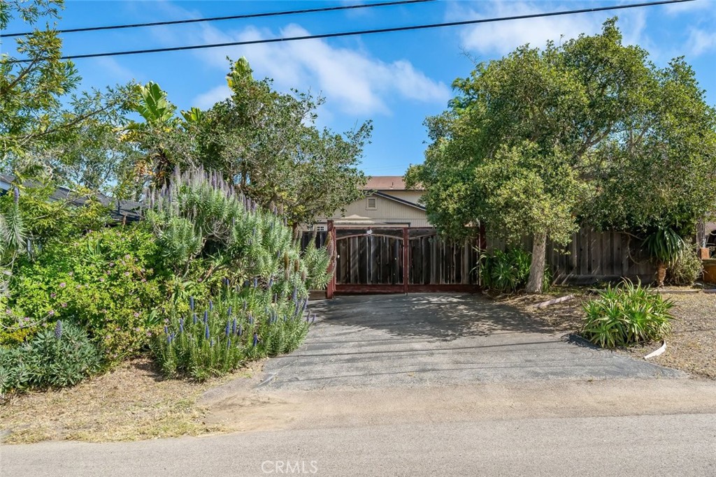 1875 Chester Lane Cambria, CA 93428 - Photo 37 of 47