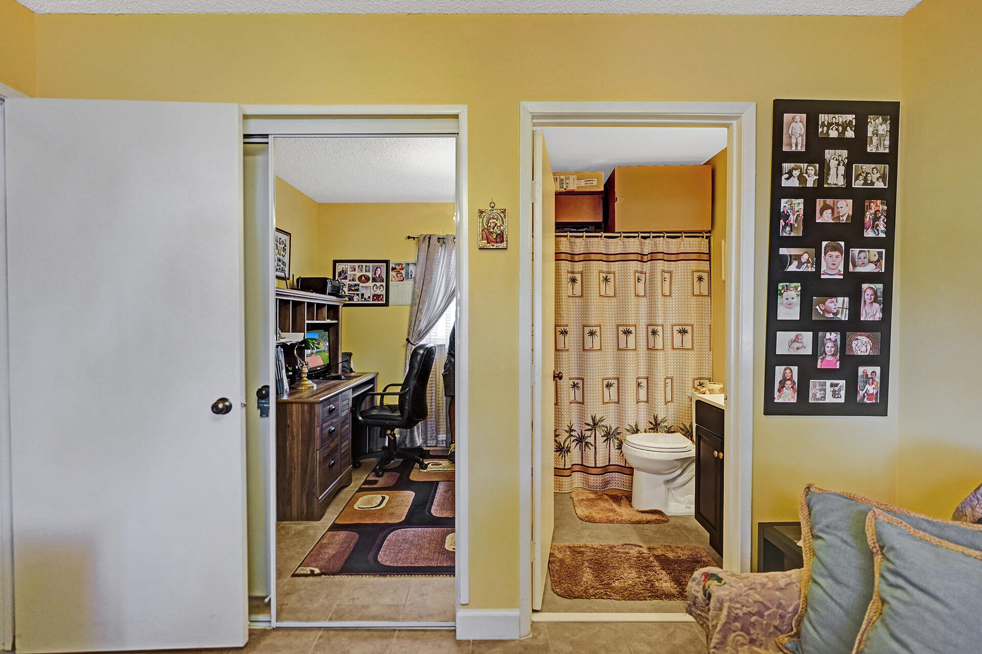 8624 Overset Lane, Unit B Boca Raton, FL 33496 - Photo 24 of 29 a view of an entryway with wooden floor
