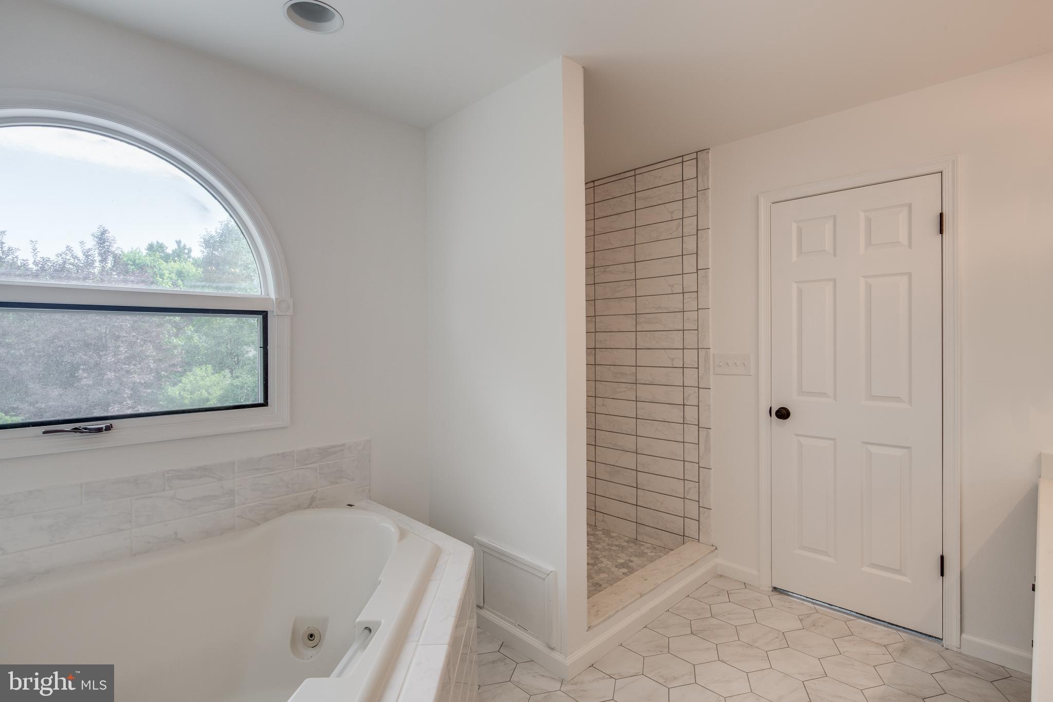 14 Longhurst Road Marlton, NJ 08053 - Photo 19 of 27 Gallery Image 19