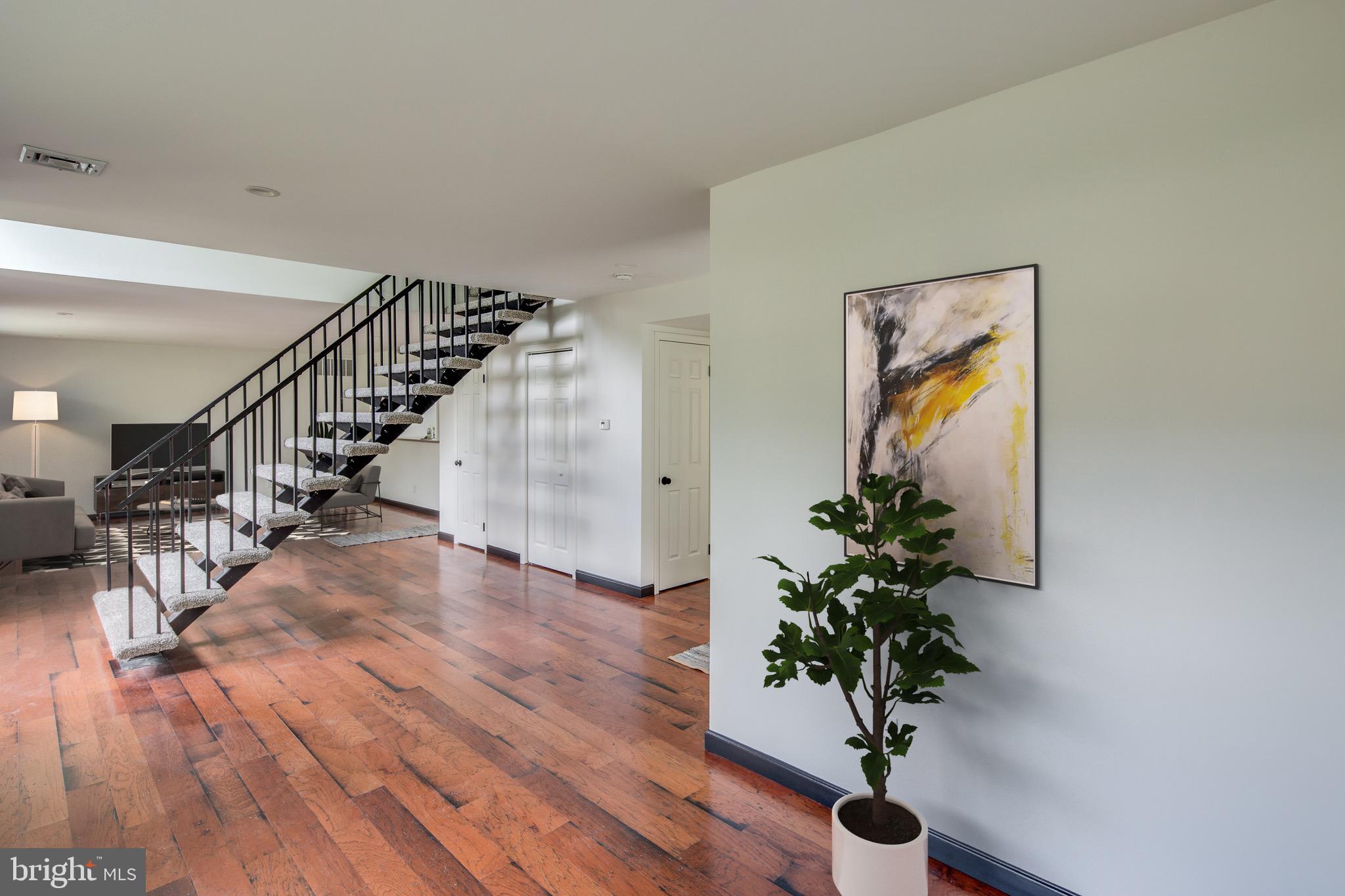 14 Longhurst Road Marlton, NJ 08053 - Photo 3 of 27 Gallery Image 3