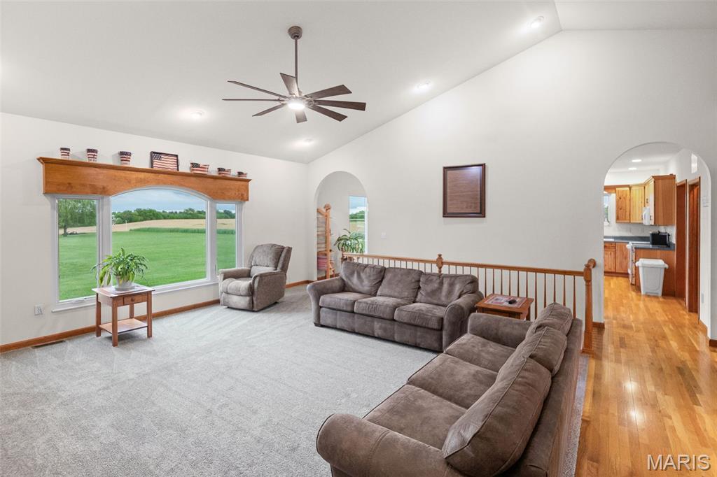 1050 Buckeye Crossing Highland, IL 62249 - Photo 12 of 57