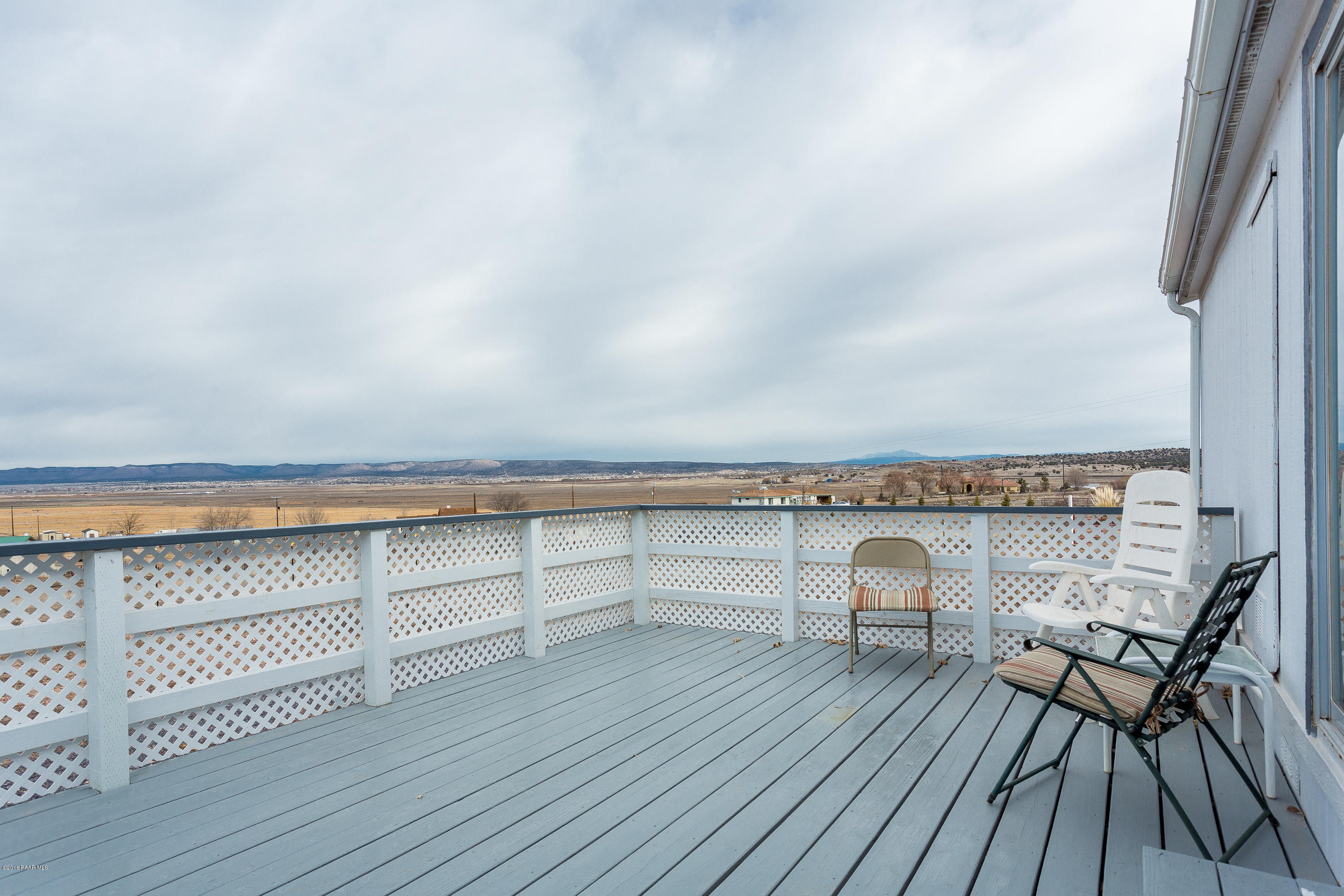 22450 North Docs Road Paulden, AZ 86334 - Photo 29 of 39 21 Back Open Deck