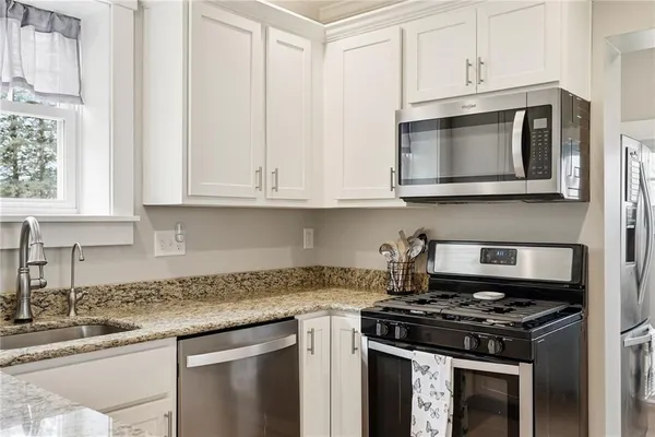 $324,900 | 1284 Corporation Street, Beaver, PA 15009