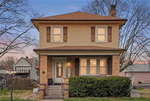 $324,900 | 1284 Corporation Street, Beaver, PA 15009
