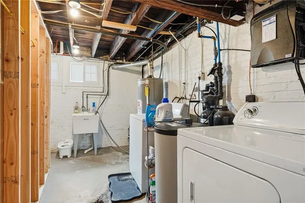 $324,900 | 1284 Corporation Street, Beaver, PA 15009