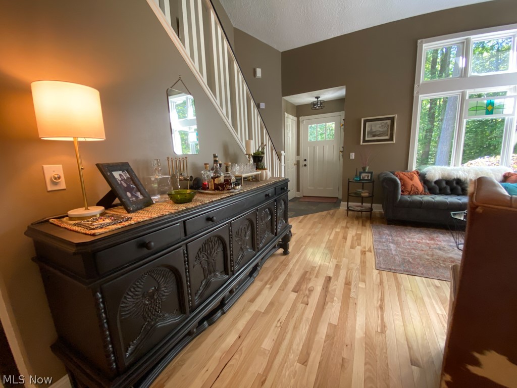 6639 Sidley Road Thompson, OH 44086 - Photo 7 of 35 Gallery Image 7