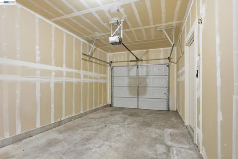 $325,000 | 5350 Dunlay Drive, Unit 412, Sacramento, CA 95835