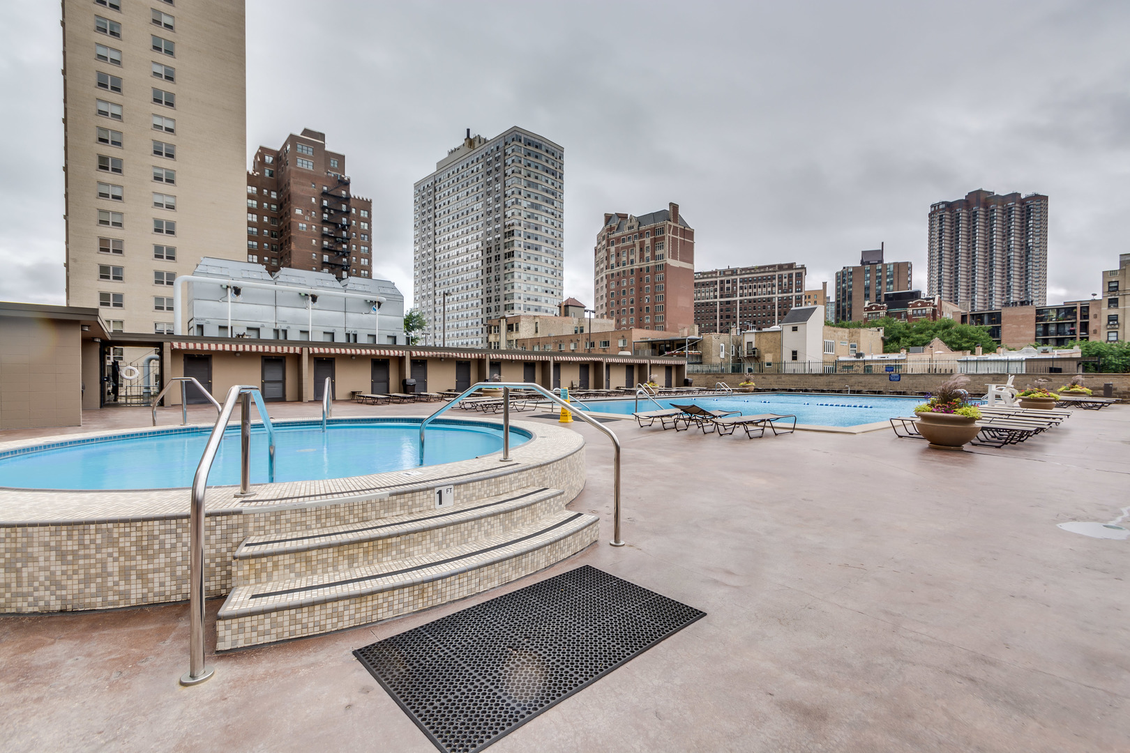 655 West Irving Park Road, Unit 1611 Chicago, IL 60613 - Photo 12 of 19