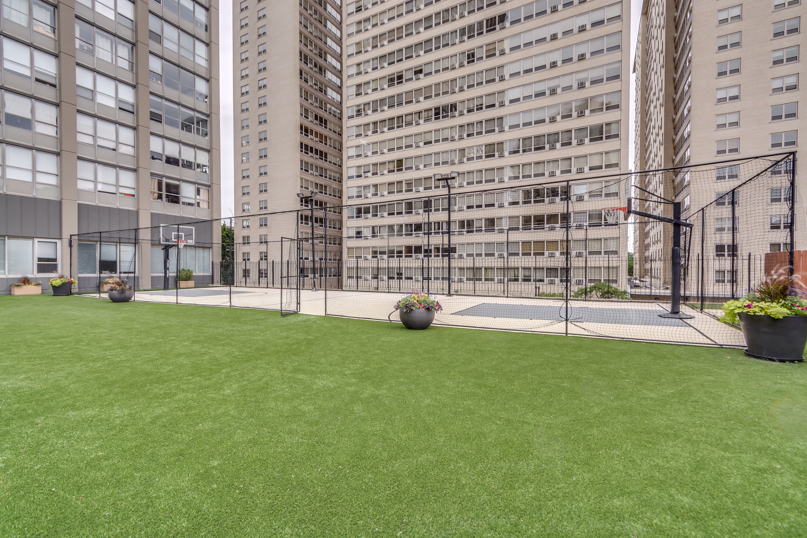 655 West Irving Park Road, Unit 1611 Chicago, IL 60613 - Photo 16 of 19
