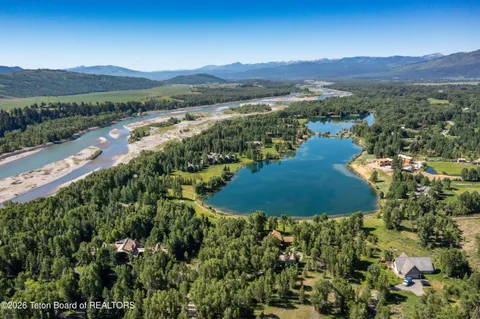 $17,500,000 | 3125 Tucker Ranch Road, Wilson, WY 83014