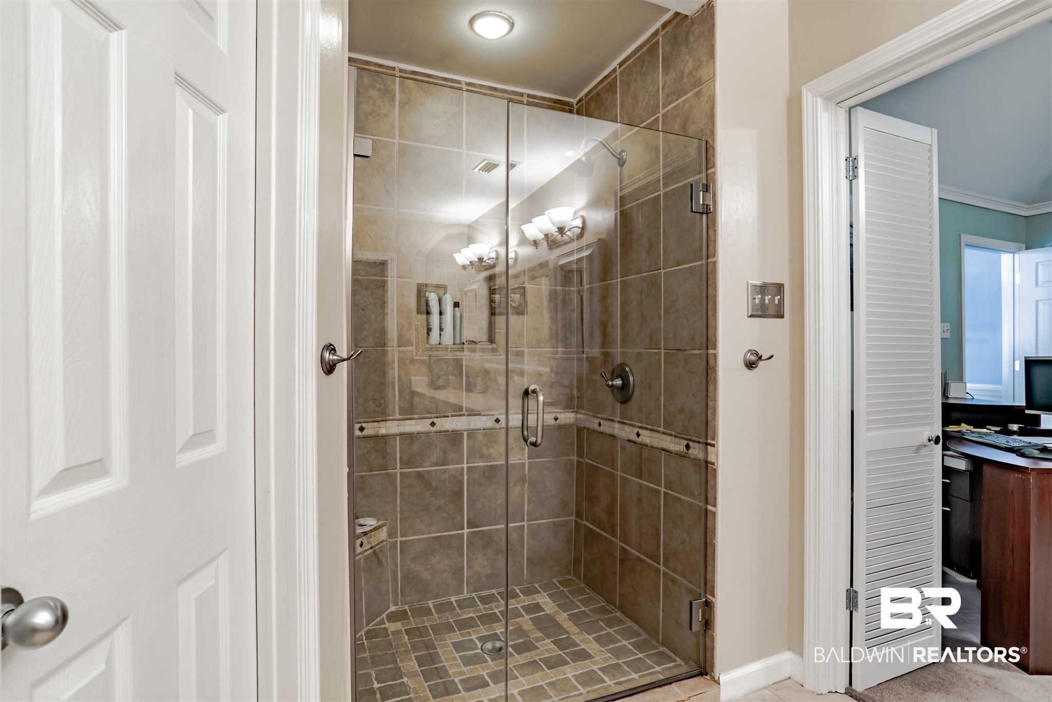 102 Creekside Drive Daphne, AL 36526 - Photo 20 of 34