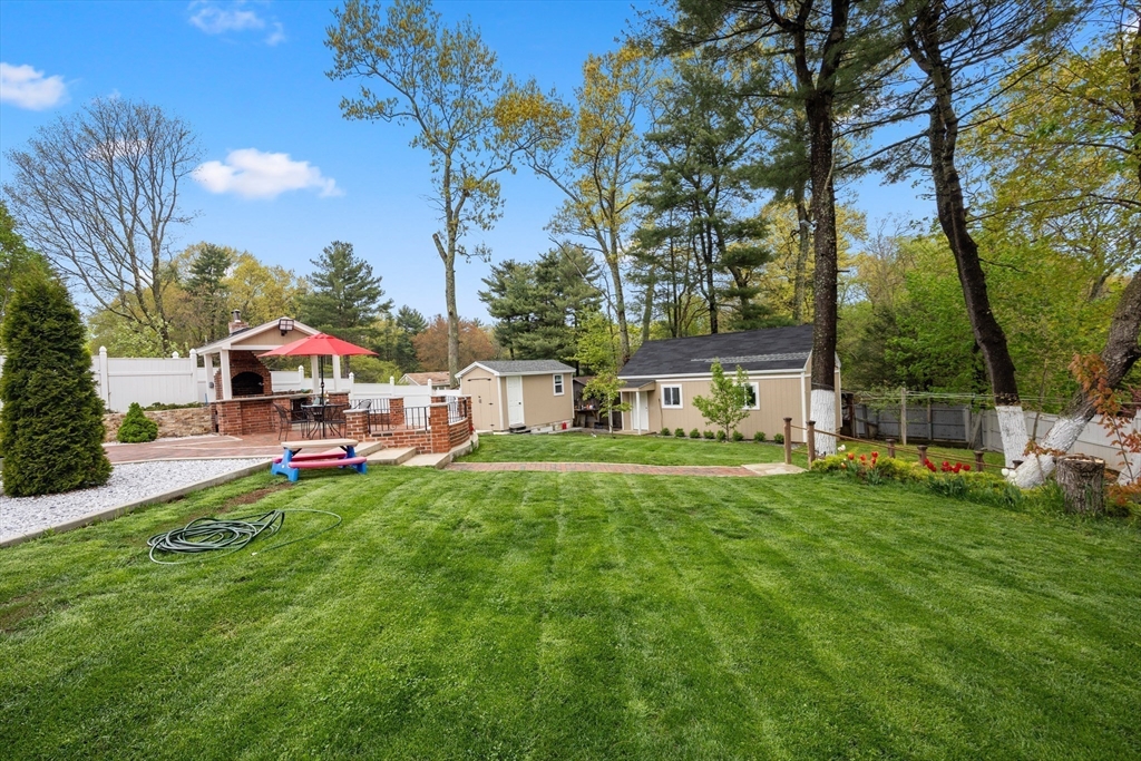 51 Howland Road Stoughton, MA 02072 - Photo 9 of 34 Gallery Image 9