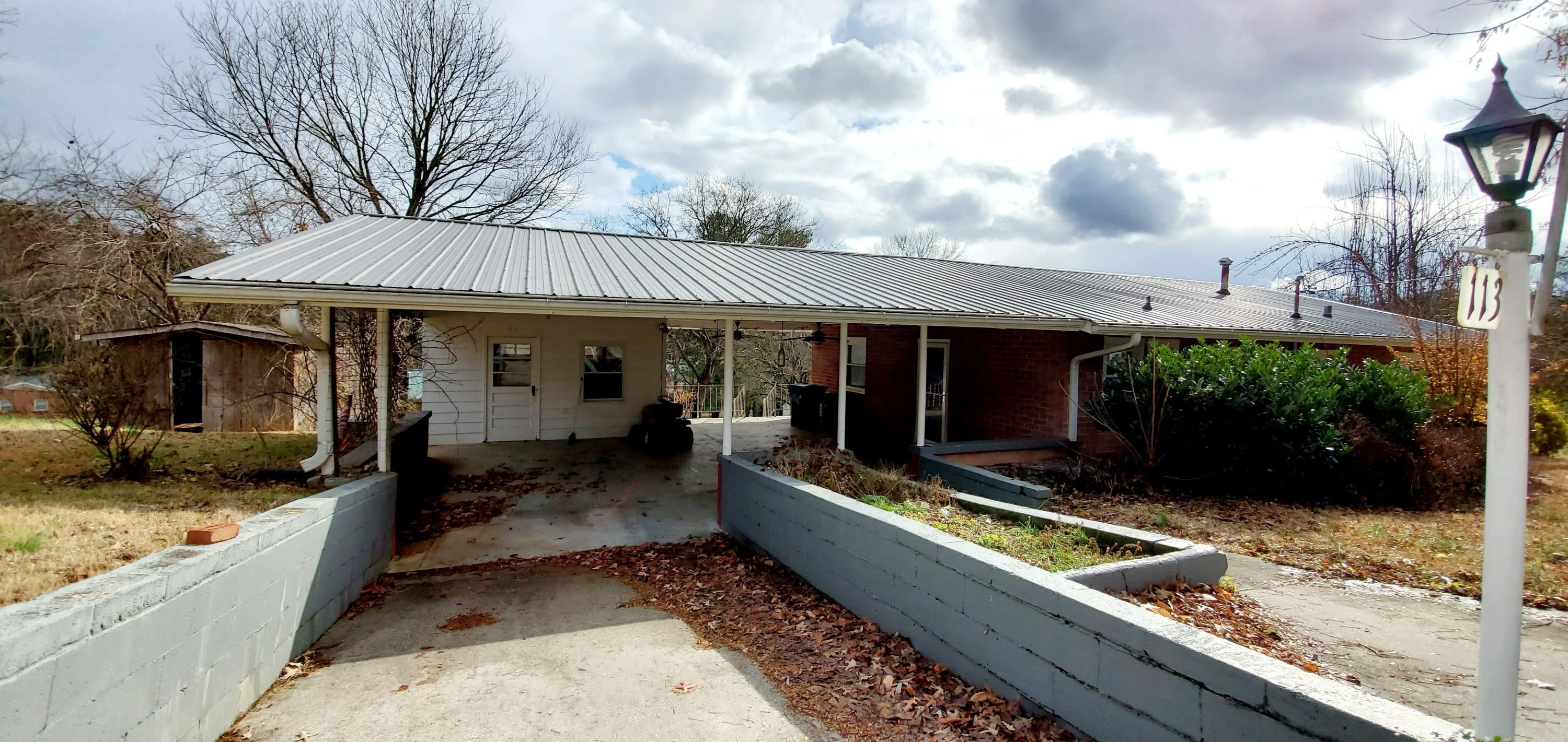 113 Henderson Lane Oak Ridge, TN 37830 - Photo 15 of 20 carport