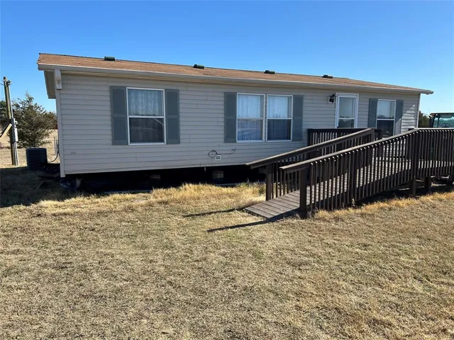 $295,000 | 980 County Road 2605, Bonham, TX 75418