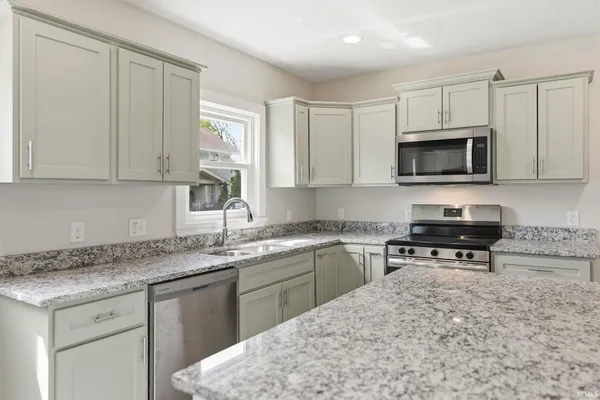 $285,000 | 3632 South Harrison Street, Fort Wayne, IN 46807