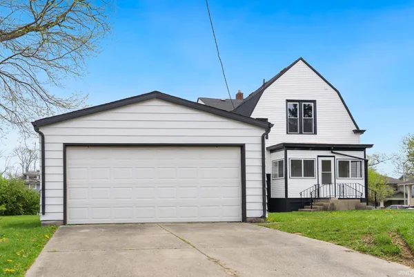 $285,000 | 3632 South Harrison Street, Fort Wayne, IN 46807