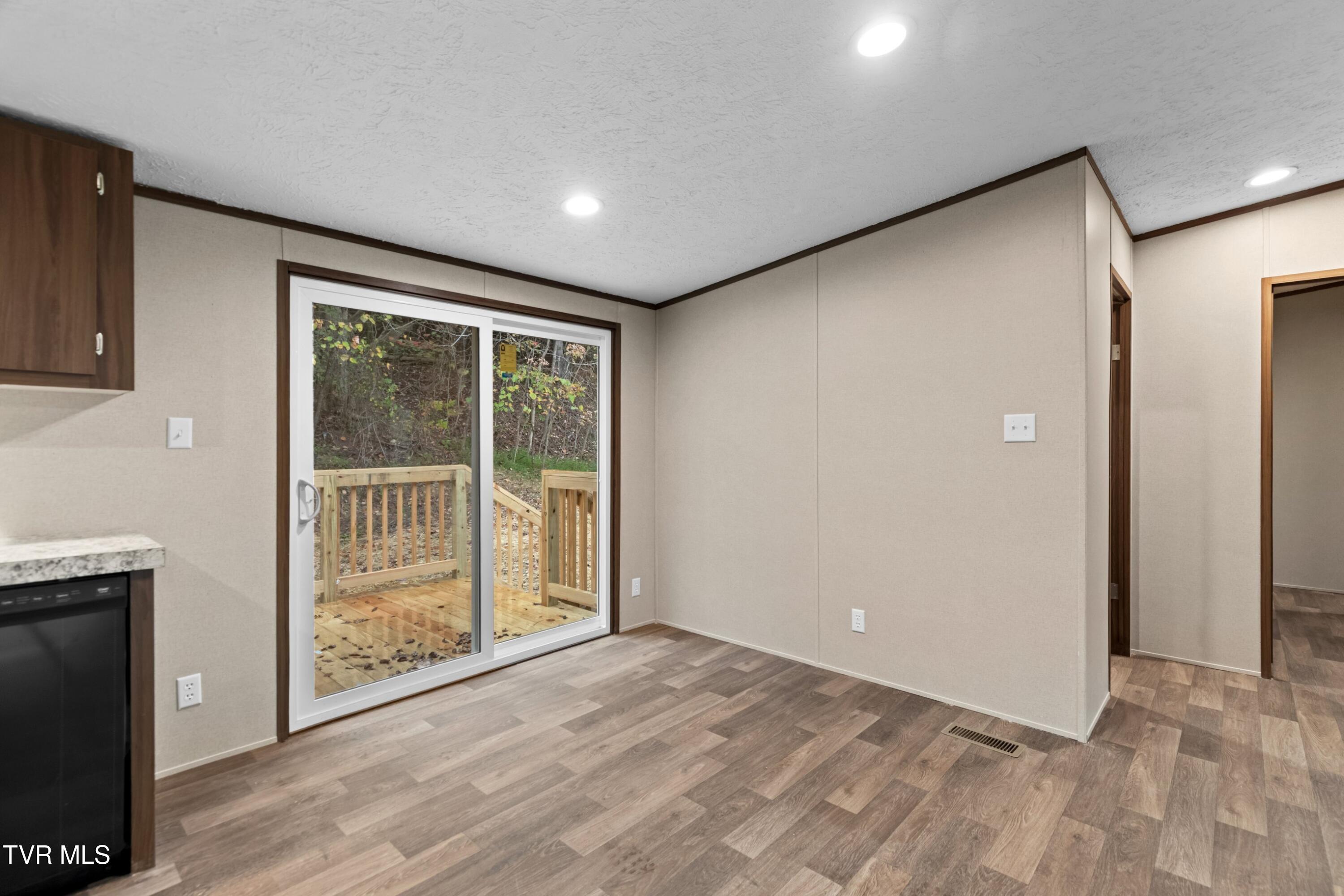 569 Bancroft Chapel Road Kingsport, TN 37660 - Photo 24 of 36 033-569BancroftChapelRoad-Kingsport-TN-3