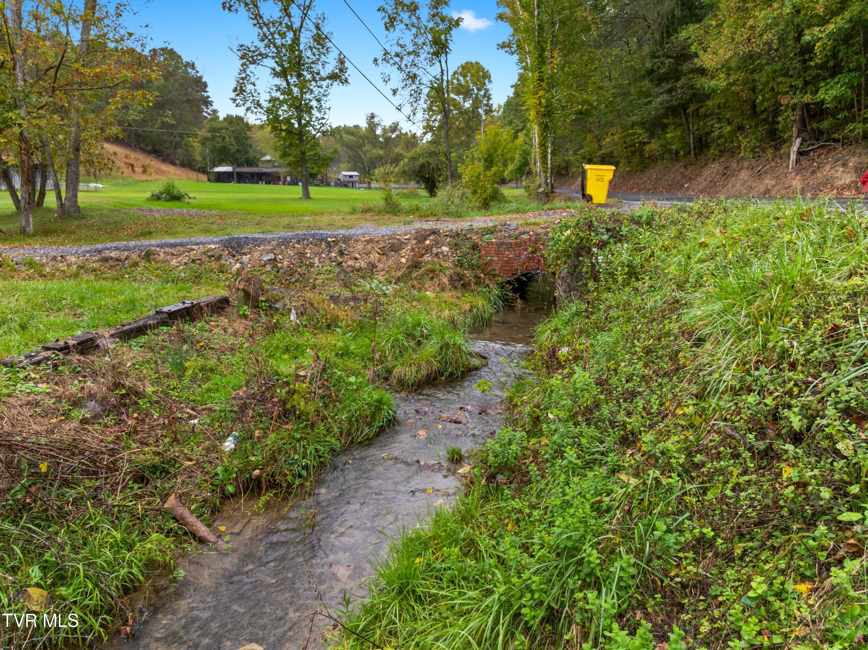 569 Bancroft Chapel Road Kingsport, TN 37660 - Photo 35 of 36 045-569BancroftChapelRoad-Kingsport-TN-3