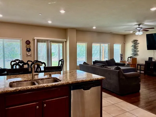 $478,000 | 2220 North Shady Street, Visalia, CA 93291