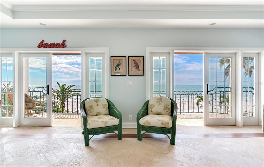 16116 Gulf Boulevard Redington Beach, FL 33708 - Photo 12 of 49