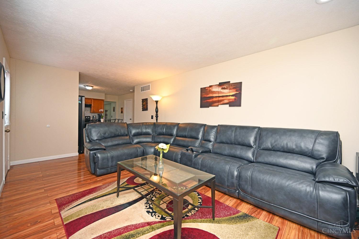 3423 Blue Rock Road Cincinnati, OH 45247 - Photo 18 of 41 Gallery Image 18