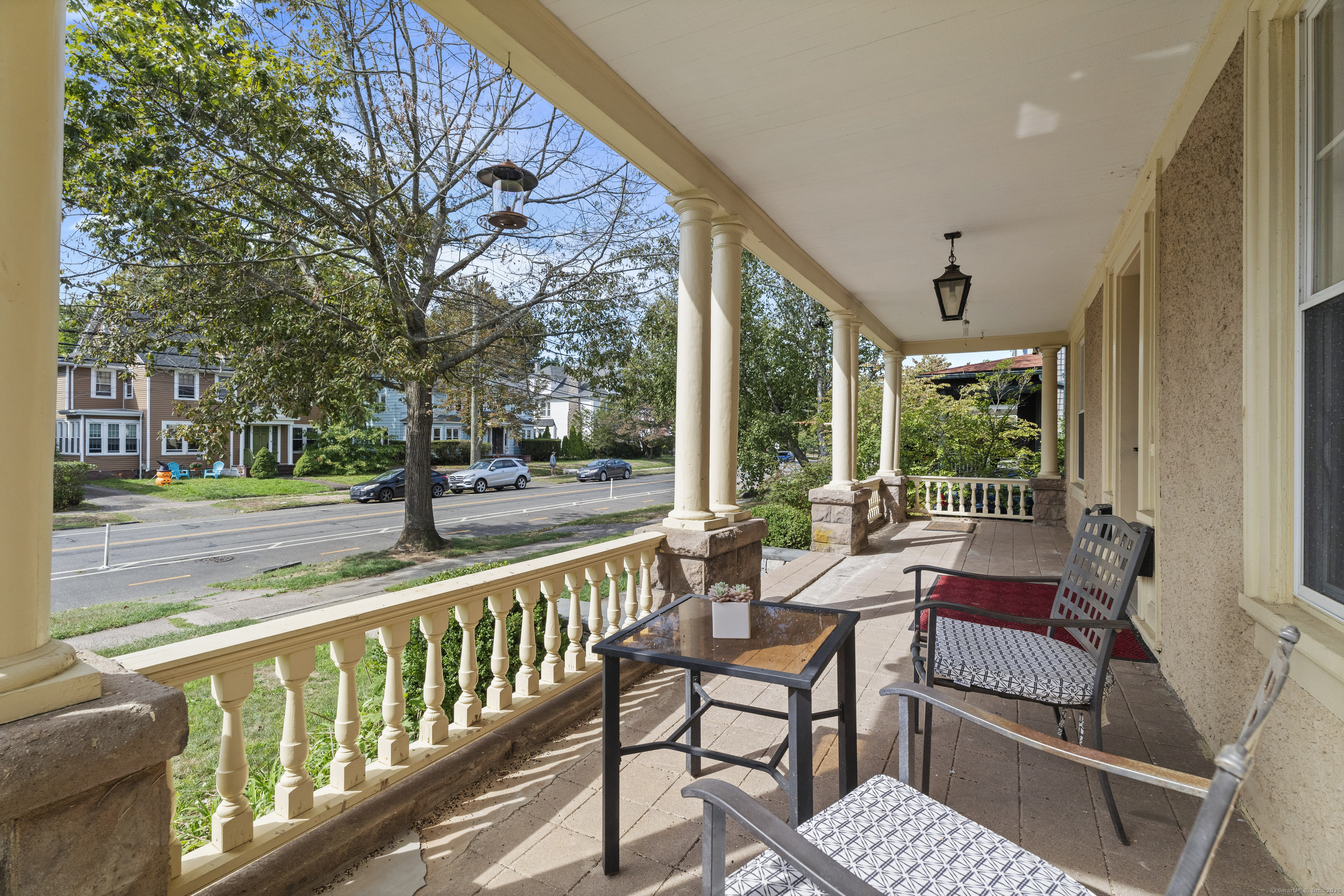 809 Edgewood Avenue New Haven, CT 06515 - Photo 2 of 39