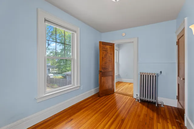 $2,700 | 809 Edgewood Avenue, New Haven, CT 06515