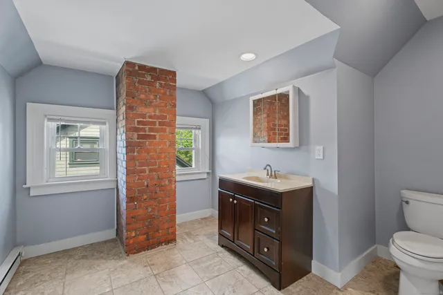 $2,700 | 809 Edgewood Avenue, New Haven, CT 06515