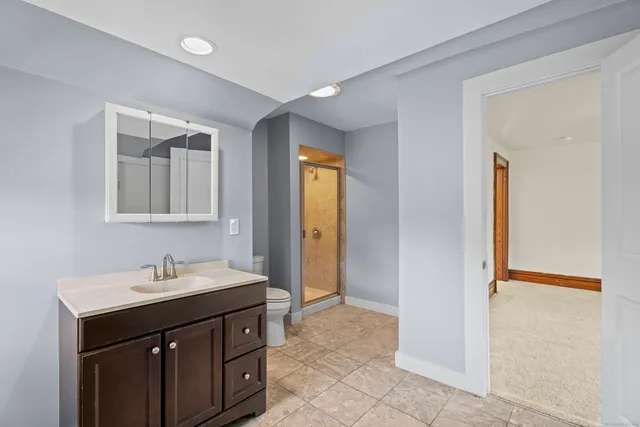 $2,700 | 809 Edgewood Avenue, New Haven, CT 06515