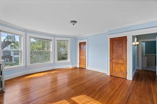 $2,700 | 809 Edgewood Avenue, New Haven, CT 06515