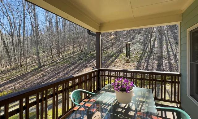 $469,000 | 526 Garland Ridge Drive, Hayesville, NC 28904