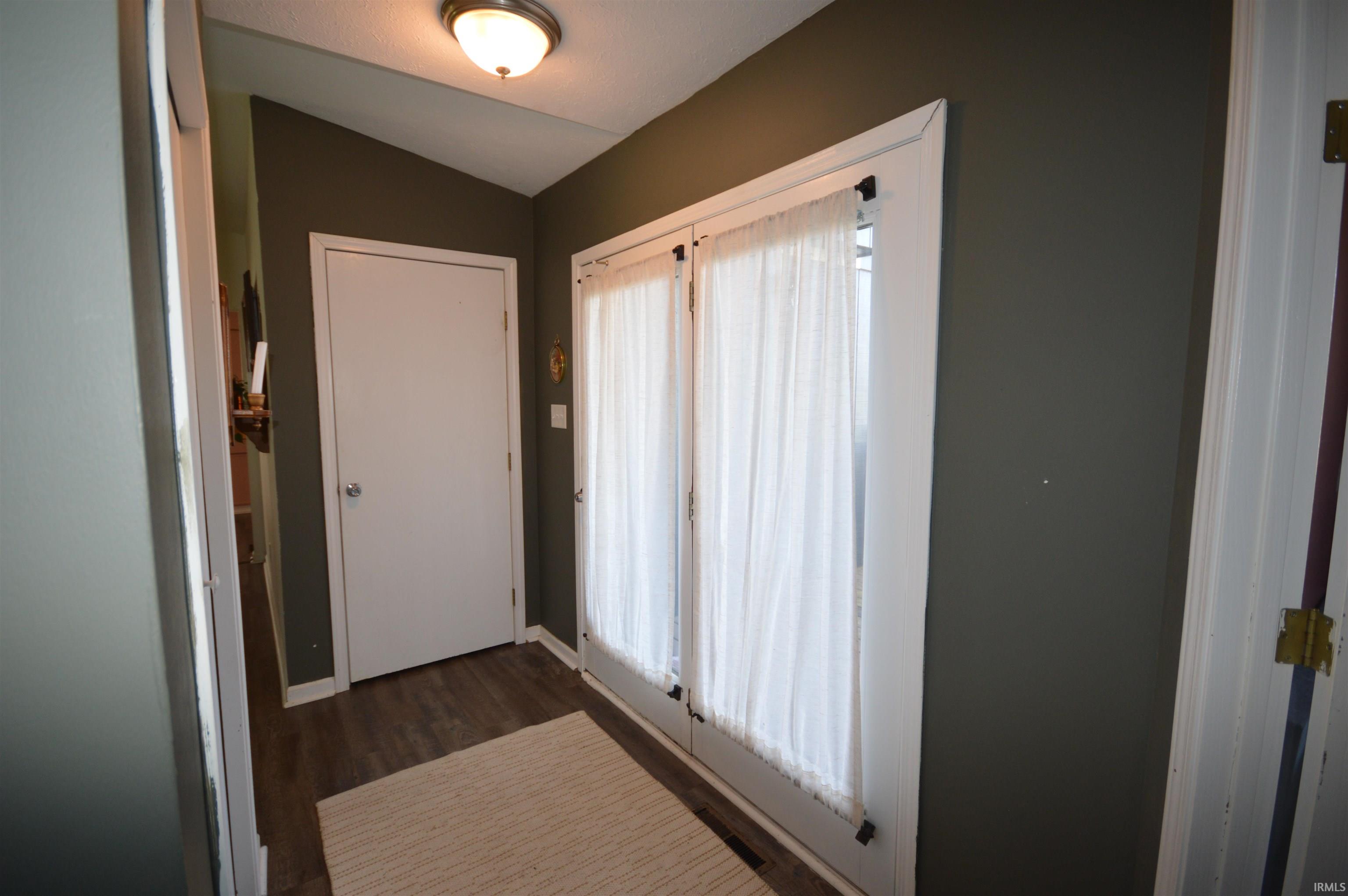 26316 Quail Ridge Drive Elkhart, IN 46514 - Photo 5 of 25 Gallery Image 5