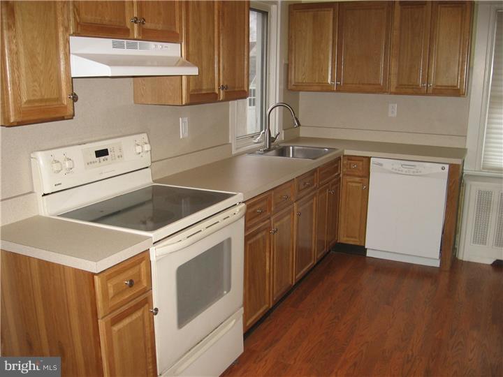165 Shelbourne Road Havertown, PA 19083 - Photo 11 of 24