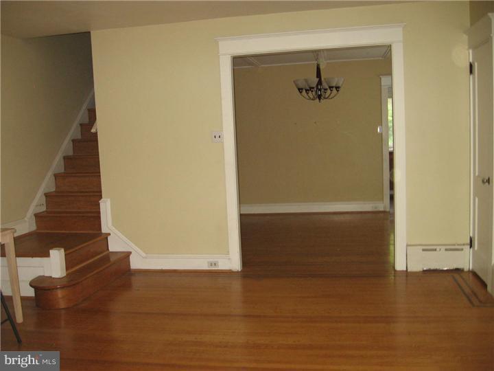 165 Shelbourne Road Havertown, PA 19083 - Photo 7 of 24