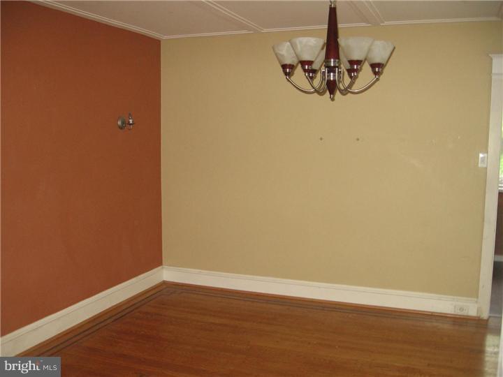 165 Shelbourne Road Havertown, PA 19083 - Photo 8 of 24