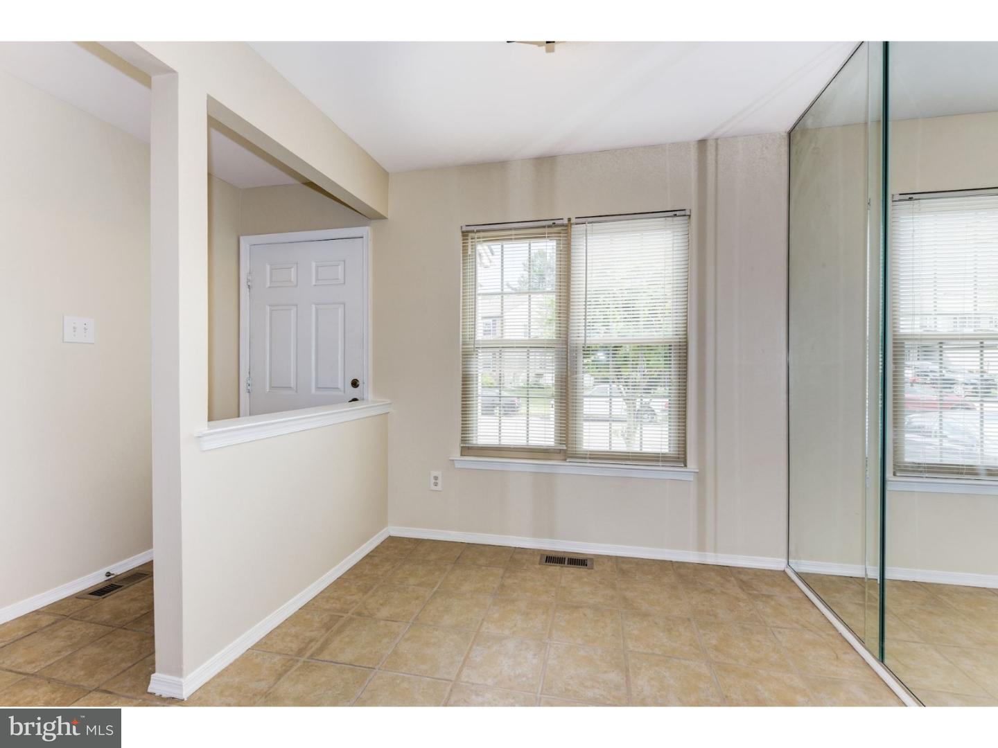 93 Farnwood Road Mount Laurel, NJ 08054 - Photo 4 of 25 Breakfast Room